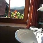 Landhaus Weingut Schlafgut Genussgut Lorenz *