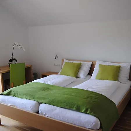Weingut Schlafgut Genussgut Lorenz Country house
