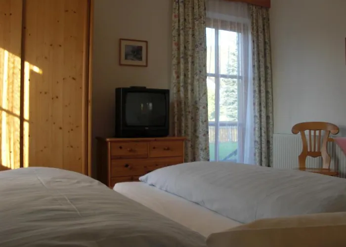 葛诺斯古特洛伦茨乡村旅馆