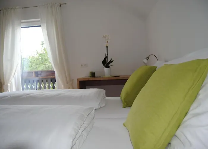 Kır Evi Weingut Schlafgut Genussgut Lorenz *